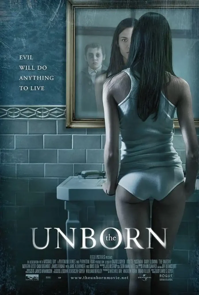 a2ab1f7e83ffd20210b41cca77c167a0-692x1024 Movie: The Unborn